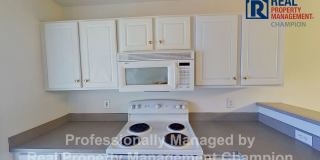 Upper Level Condo in Holton Place w/Community Pool Gallery 9