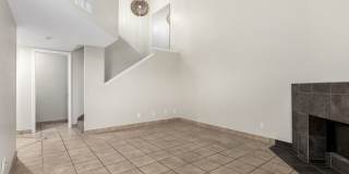Townhome in Phoenix Gallery 10