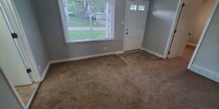 1 bedroom rental home with 2 car garage! 1 bedroom rental home with 2 car garage! Gallery 3