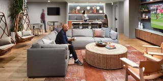 Mason & Main Gallery 45