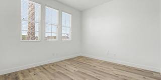 Renovated Single Story home with 3 Car garage in Henderson! Gallery 21
