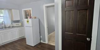 4613 Maryland Street Gallery 21