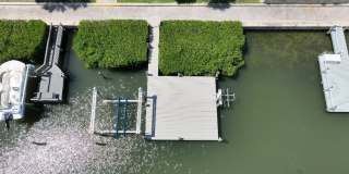 Beautiful 2/2 on Water Gallery 44