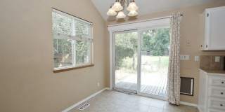 Clean & Move-In Ready Single-Level Home Gallery 9