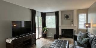 Spacious 2 Bed 2.5 Bath in the heart of Indian Creek Gallery 4