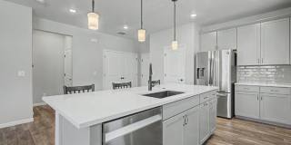 1554 Rose Quartz Heights Gallery 11
