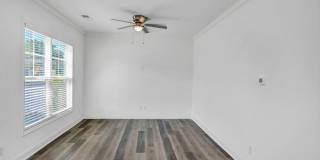 Modern Townhome in Rosewood – Walk to USC, Dining & More! Gallery 7