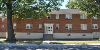 Edgewood - The Grove - 3 Bedroom 1 Bath Gallery 1