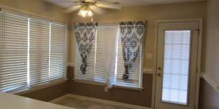 3 BR 2 BA Hunters Creek Gallery 8