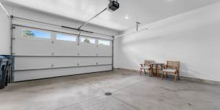 Luxury 3 Story Condo in Exclusive Titletown District Gallery 57
