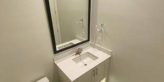 Modern Condo Living in the Heart of Alameda – Prime Location! Modern Condo Living in the Heart of Alameda – Prime Location! Gallery 11