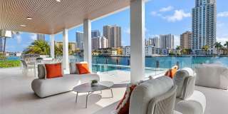 503 Palm Dr Gallery 9