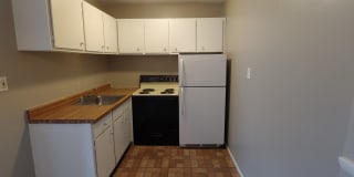 Colonial Club Gallery 12