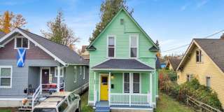 4 Bedroom, 1 Bathroom Home in the York Neighborhood for Rent! Gallery 39