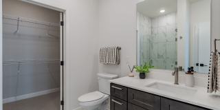 The Hudson Gallery 35