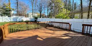 2157 Bayham SE - Kentwood schools, Central Air, Garage. Gallery 10