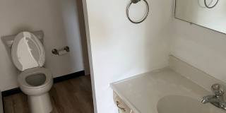 Updated 2 bedroom Condo - Available August 2026 Gallery 11
