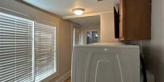 RHODES AREA 4 Bedroom /2.5 Bath House! Gorgeous New Floors Gallery 16