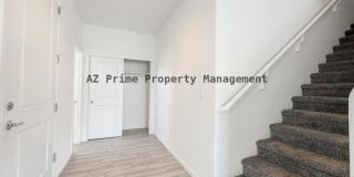 1741 West Pollack Street Gallery 14