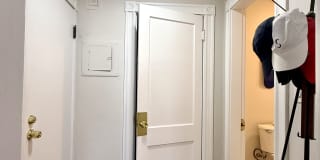 475 Beacon St Gallery 15