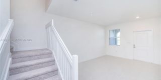 2642 SE 10 street Gallery 17