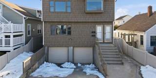 360 W Fulton Street unit: Lower Gallery 1