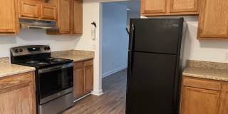 Coleman Place 3-bedroom, 2-bath Condo Gallery 7