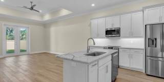 2015 Bridgepointe Circle unit: 108.1 Gallery 2