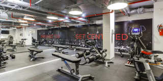 234 E 40th St Gallery 9