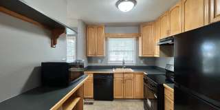 Baltimore - 3 Bedrooms and 1.5 baths Available! Gallery 1
