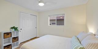 Pool Home for rent Gallery 16