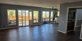 Large 3 bedroom home in quiet neighborhood cul-de-sac with amazing views Large 3 bedroom home in quiet neighborhood cul-de-sac with amazing views Gallery 7