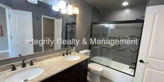 2 Bed/2.5 Bath Townhome, 1102 sq ft, 1811 S Quebec Way #236 Gallery 20