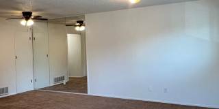 UPSTAIRS 2 BED UNIT IN ROSEVILLE!! Gallery 6