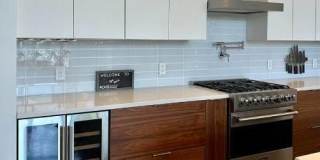 522 S Harrington Street unit: 102 Gallery 10