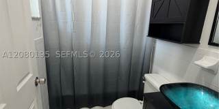 11060 SW 221st Ter Gallery 7