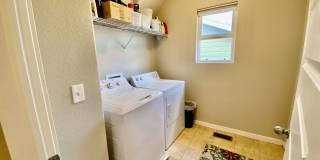 2467 Dorset Drive - B Gallery 14