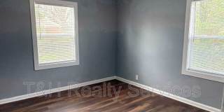 4726 East 34th Street Gallery 11