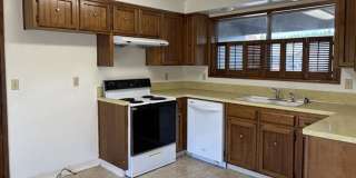 3Bd/2Ba Single Story House - Available to View! 3Bd/2Ba Single Story House - Available to View! Gallery 3
