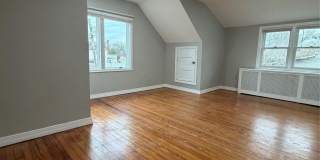 7 S Atlantic Street Gallery 10