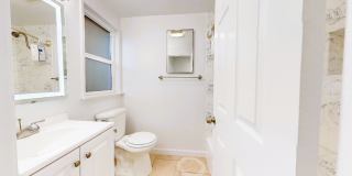 1951 Frank St. / 2519 Virginia Ave Gallery 40