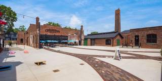 Spacious 1BR on The Near East Side Gallery 43