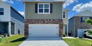 Spacious 4 Bedroom Home! Gallery 1