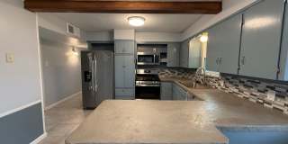 Renovated 3 bedroom, 2 bath home in College Hills AVAILABLE NOW! Gallery 4