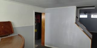 4 bedroom, 2 full bath bungalow near Cedar and Warrensville Gallery 17