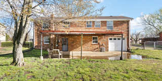 Pet Friendly Renovated Three Bedroom with Basement! Gallery 34