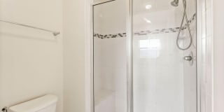 41715 MCMONAGLE Square Gallery 31