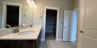 Great Townhouse in Windsor Gallery 11