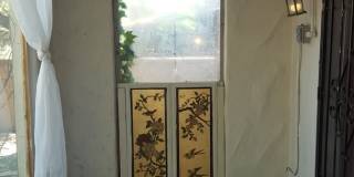 UNM - NOB HILL 2 Bedroom HOUSE 1  Bath PARKING Gallery 4