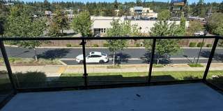 3bd/2.25ba Lake Forest Park Townhome Gallery 14